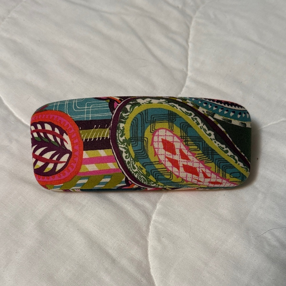 Vera Bradley Multicolor Paisley Glasses Case